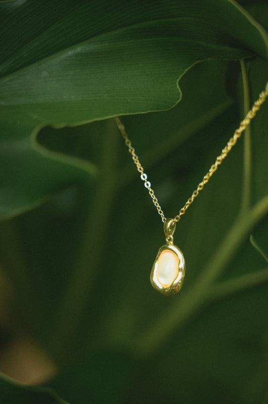 Mother of Pearl Pendant